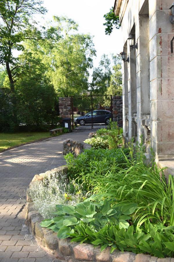 Appartamento Stone Garden Liepāja Esterno foto